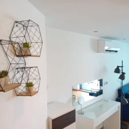 Urban Oasis At Luxurious Ocean Village *