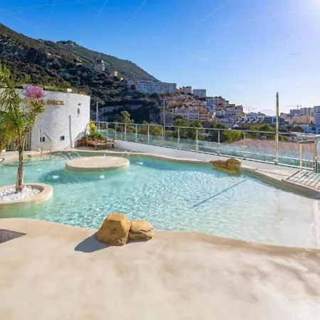Urban Oasis At Luxurious Ocean Village *
